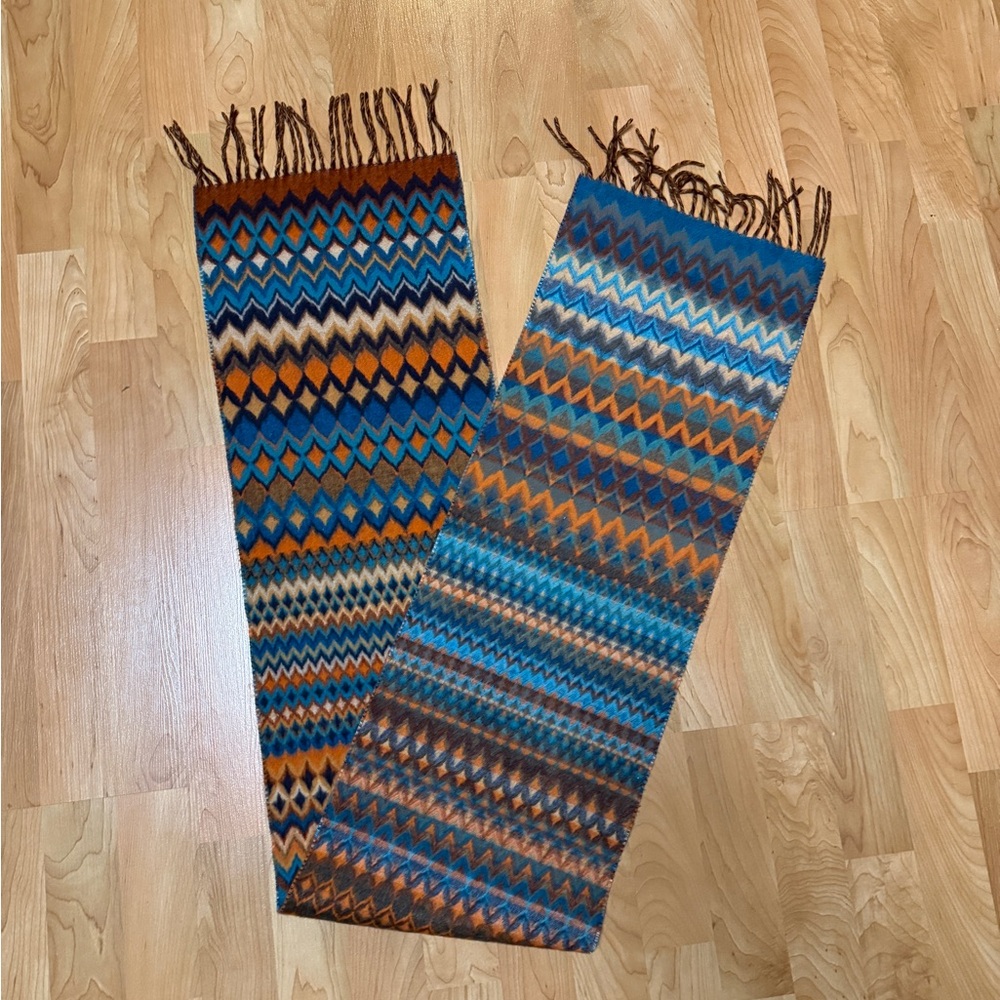 Fraas scarf blue black orange